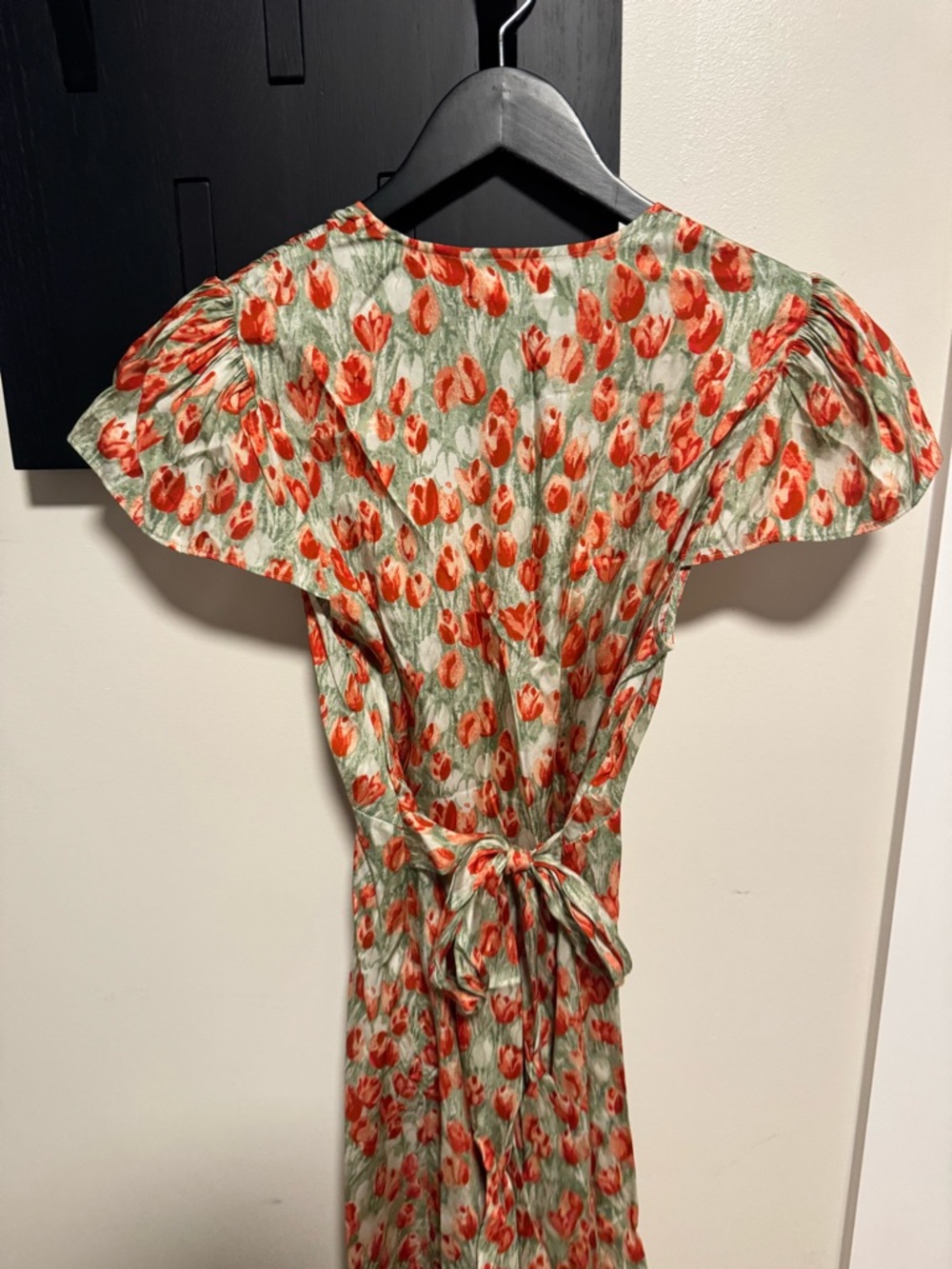 Doen Floral Mini Dress in Mint Green and Red - Picture 6 of 8